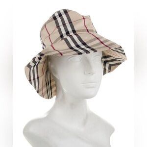 Burberry -  Bucket Hat